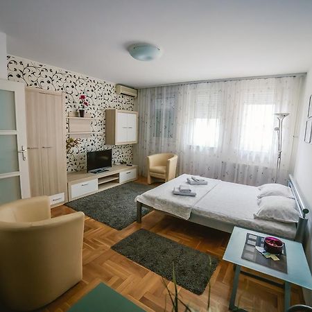 Apartment Stela 贝尔格莱德 外观 照片